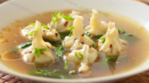 Thai Seafood: Shrimp Wonton Soup